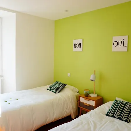 Le Clos * Bazus-Aure